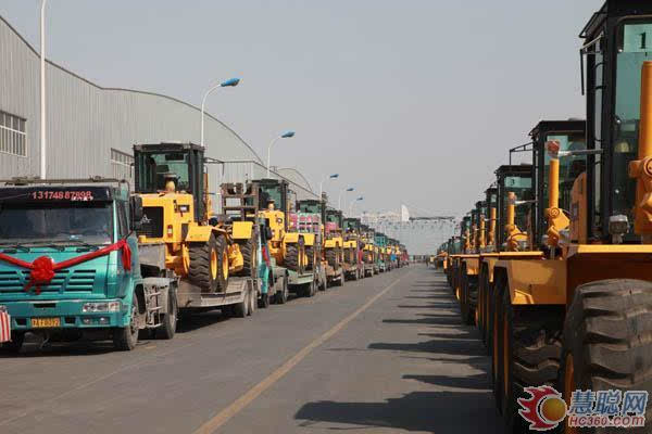 2015工程機械產(chǎn)品進(jìn)出口貿(mào)易評析:雖小有波瀾 但整體平穩(wěn)